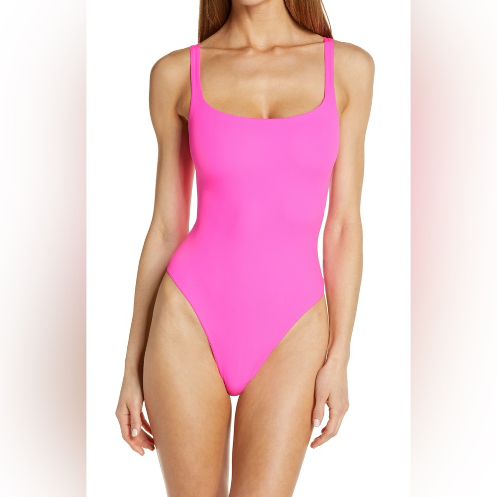 Skims fits everybody neon pink bodysuit